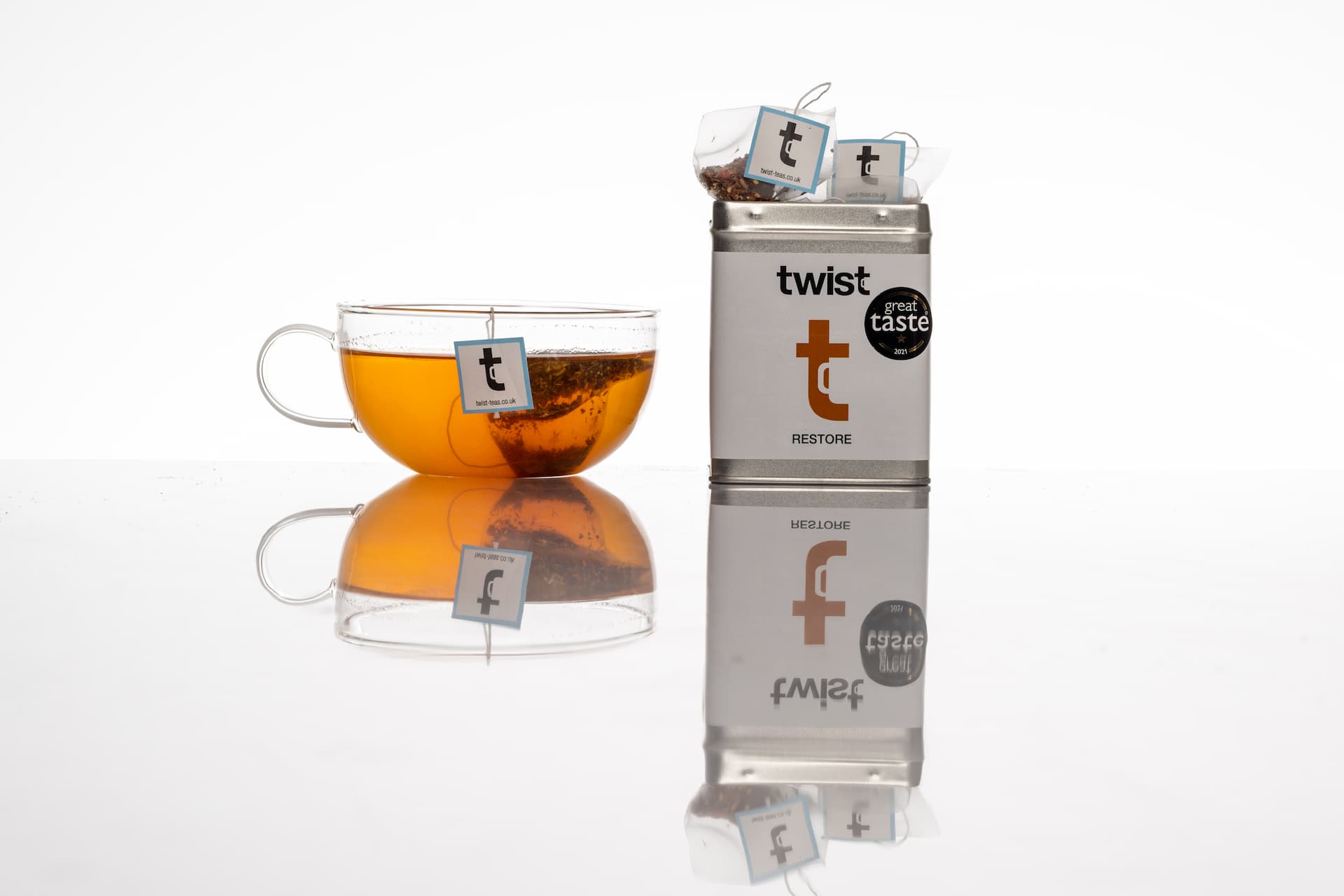 Twist Teas Restore Tea Caddy with tea brewng-2